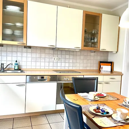 Stadtwohnung In Zentraler Und Ruhiger Lage -wm-tr-1 Pkw Stelp Oldenburg